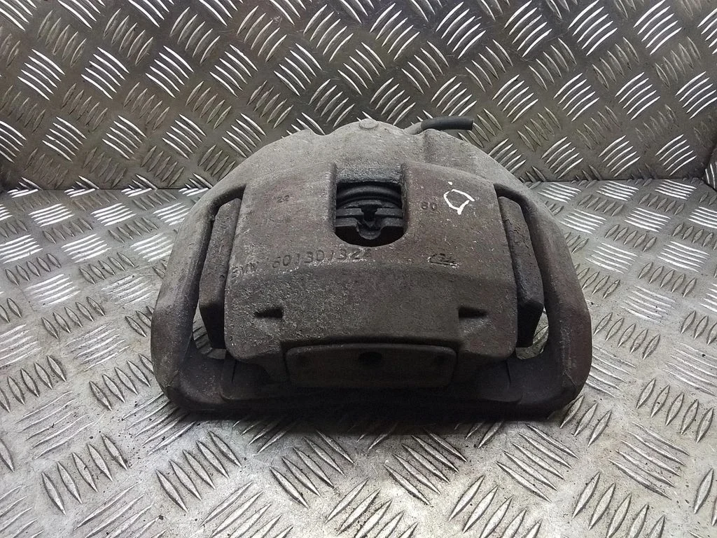 Front brake caliper – BMW 5 Series E60 E61 (2004-2010)