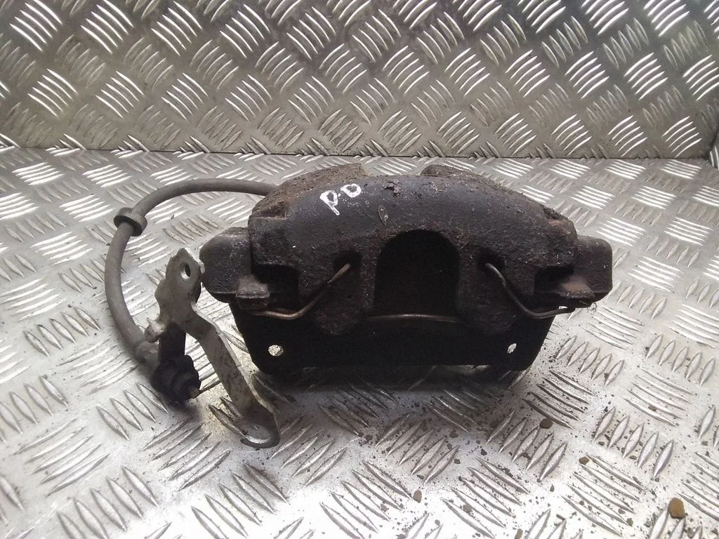 Front brake caliper – Volvo V70 (2000-2004)
