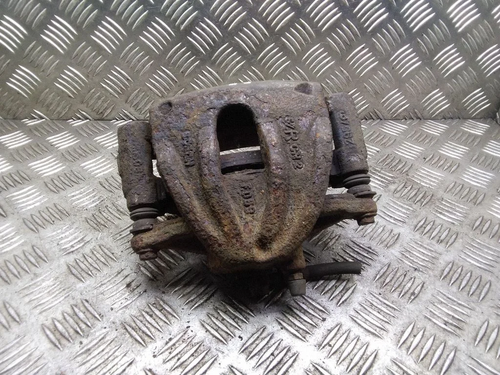 Esimene pidurisadul – Toyota Avensis T250 (2003-2006)