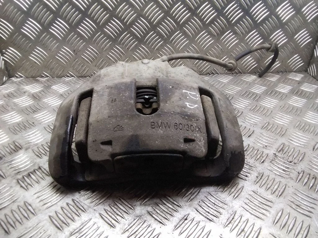 Front brake caliper – BMW 5 Series E60 E61 (2004-2010)
