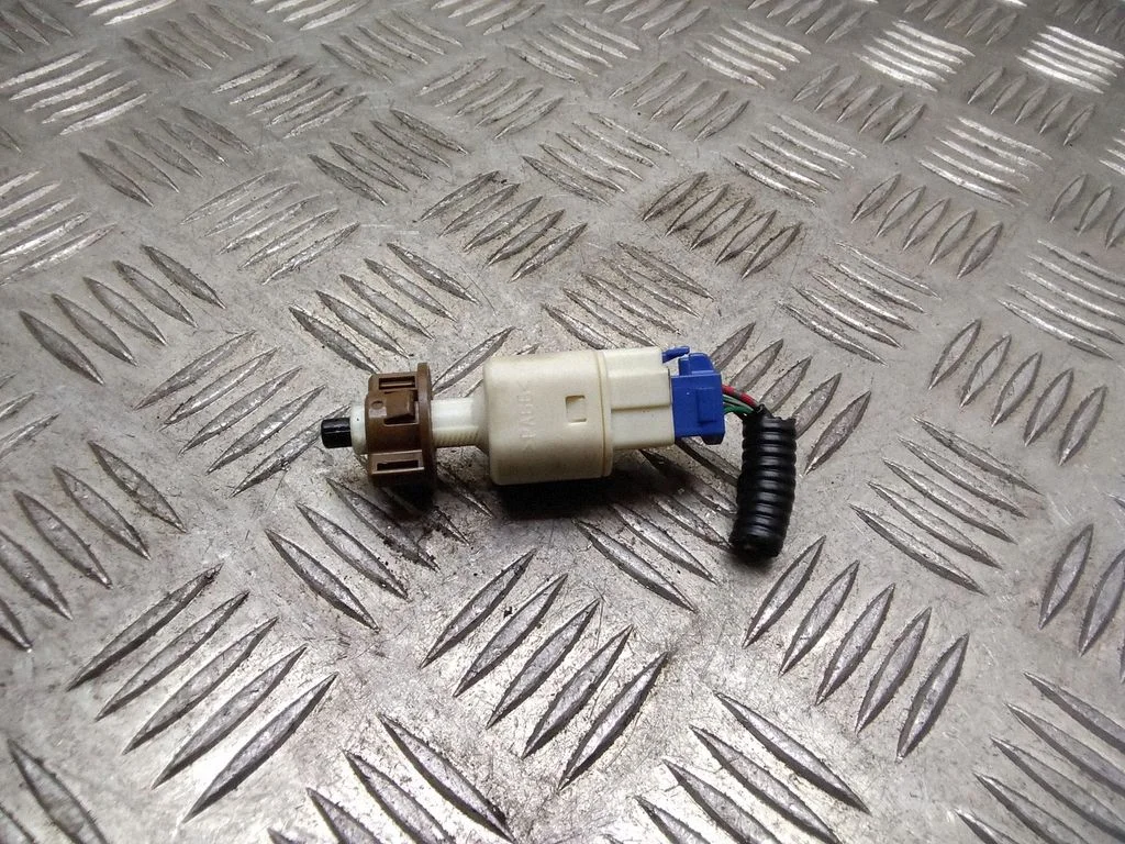 Bremžu pedāļa sensors – Toyota Corolla Verso AR10 (2004-2009)