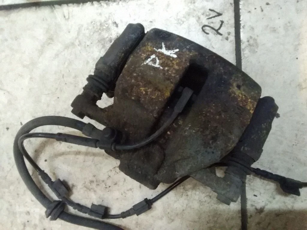 Front brake caliper – Mini One - Cooper Coupe R56 (2005-2014)