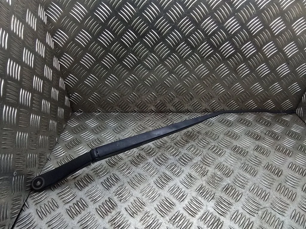 Priekšējā stikla tīrītāja svira 9808465580
