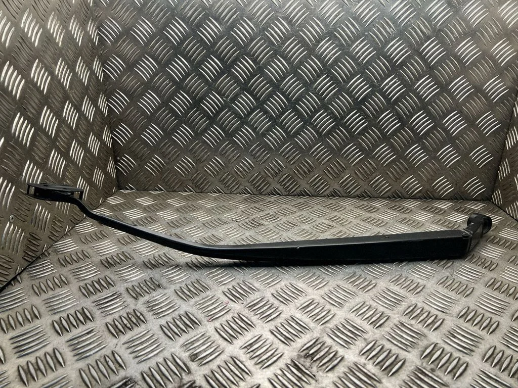 Priekšējā stikla tīrītāja svira – Toyota Auris E180 (2012-2018)