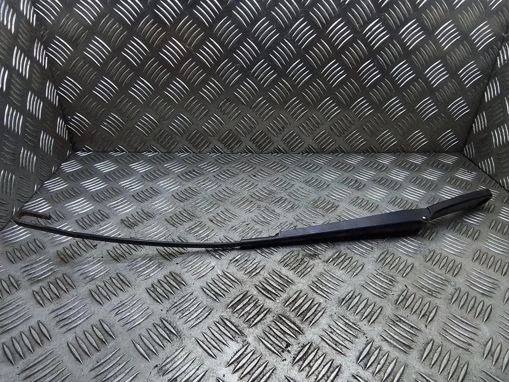 Front wiper blade arm – Volkswagen Transporter - Caravelle T5 (2003-2015)