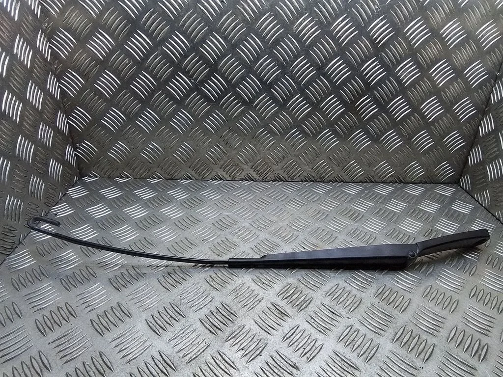 Front wiper blade arm – Volkswagen Transporter - Caravelle T5 (2003-2015)