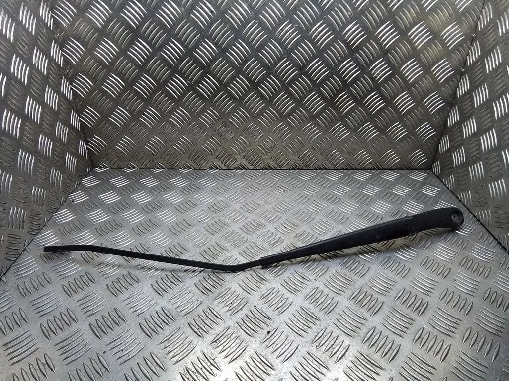 Front wiper blade arm 7H1955410C