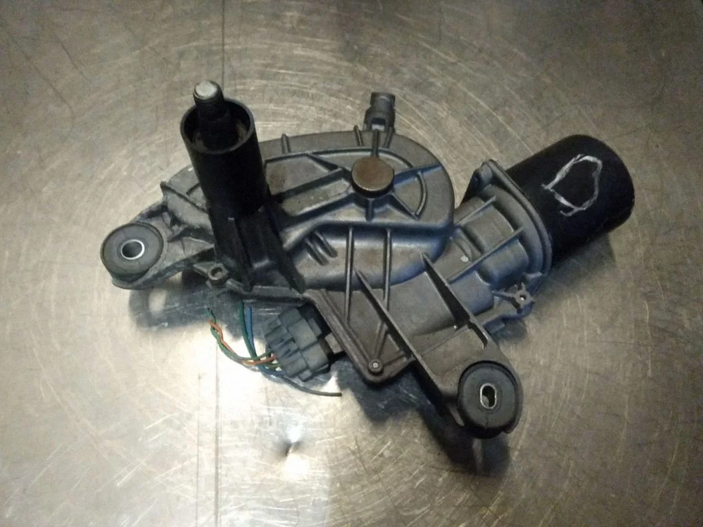 Wiper motor – Citroen C4 I (2004-2010)