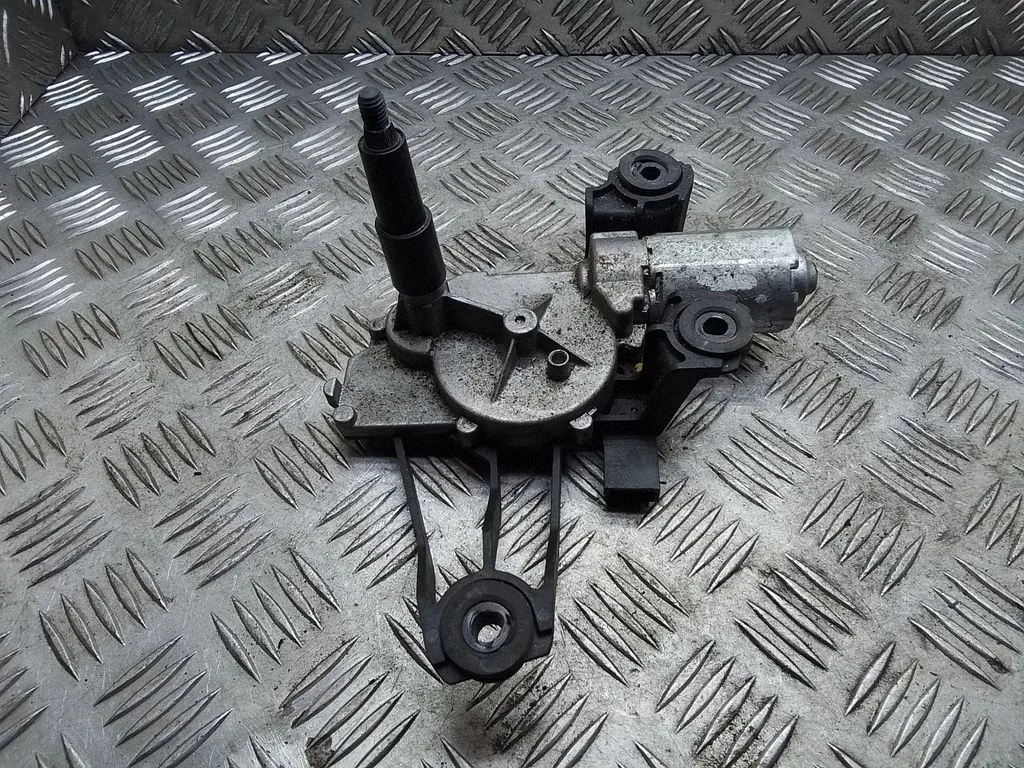 Tagaklaasi kojamehe mootor – Citroen C4 I (2004-2010)
