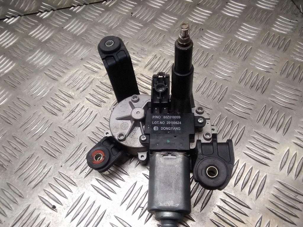 Rear window wiper motor – Opel Astra H (2004-2012)