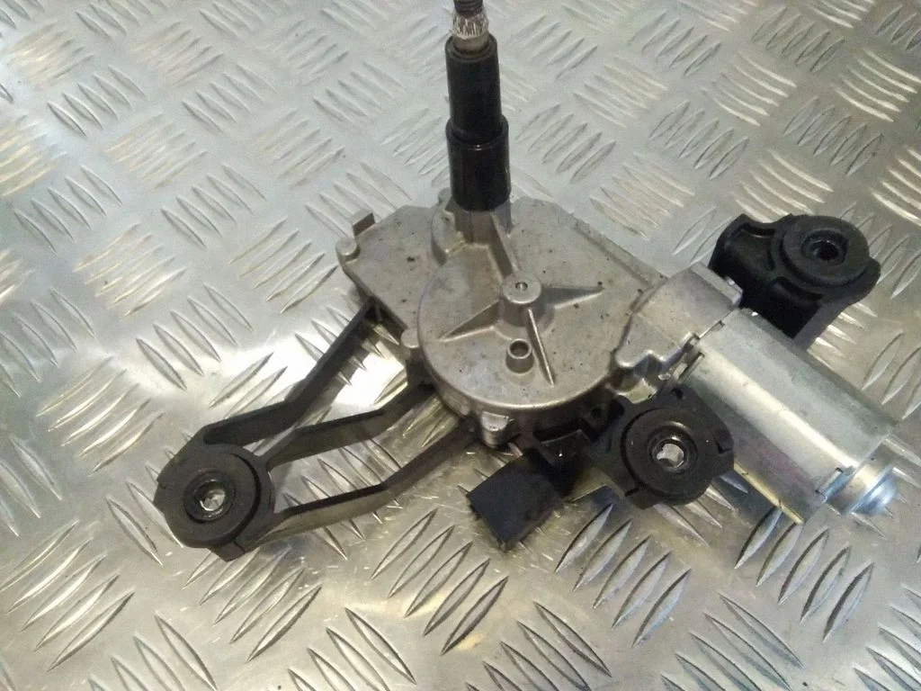 Tagaklaasi kojamehe mootor – Citroen C4 I (2004-2010)