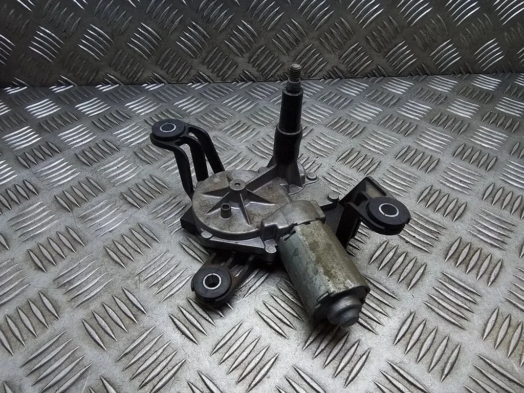 Rear window wiper motor 13166415