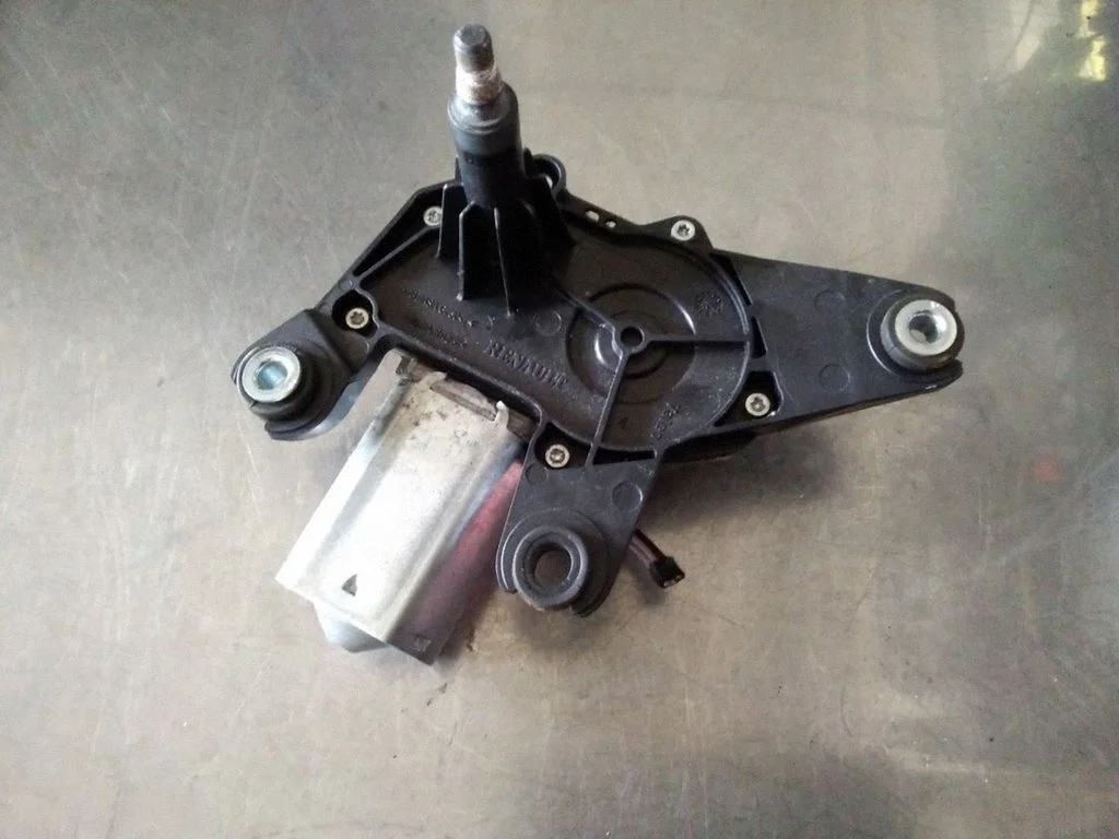 Rear window wiper motor – Renault Clio III (2005-2012)