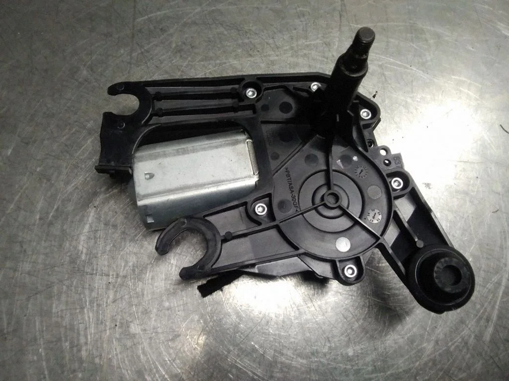 Rear window wiper motor – Peugeot 308 (2007-2013)