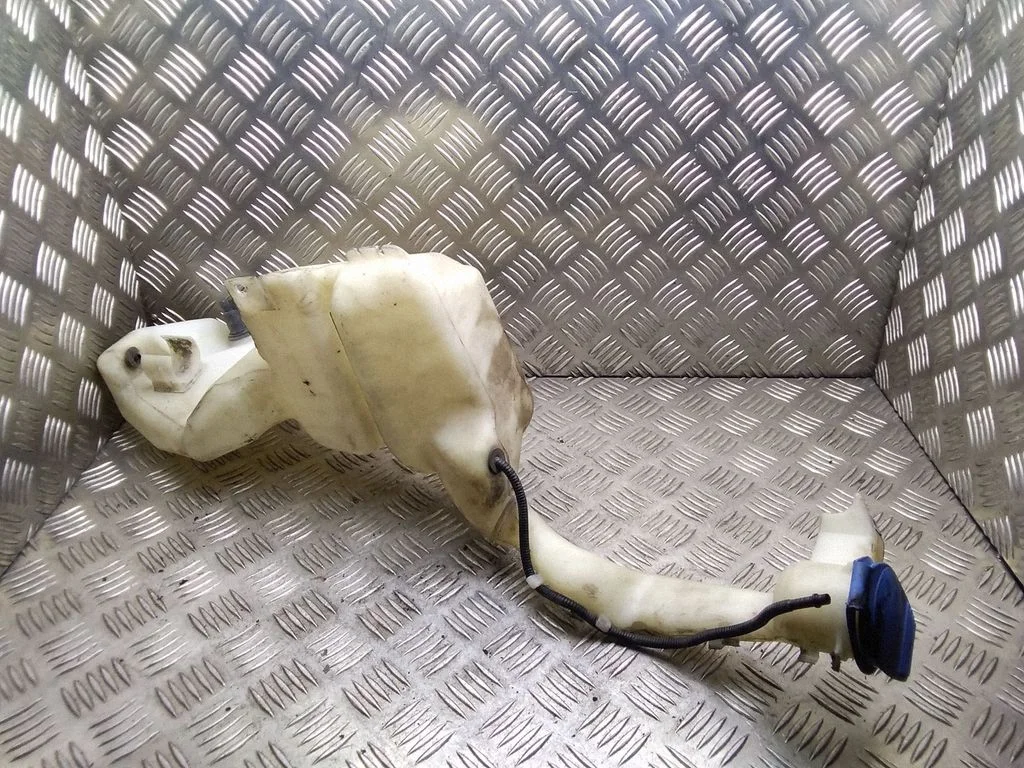 Logu mazgāšanas šķidruma tvertne – Volkswagen Sharan (2001-2010)