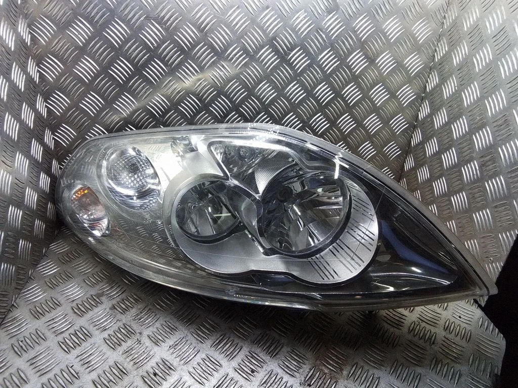 Headlight/headlamp – Opel Movano B (2010-2022)