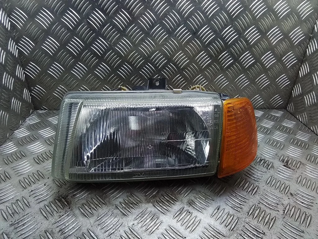 Headlight/headlamp – Volkswagen Caddy (1996-2003)