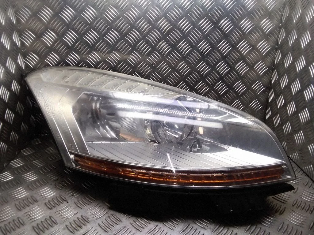 Reflektor – Citroen C4 I (2004-2010)