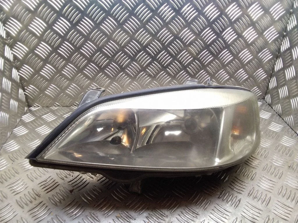 Headlight/headlamp – Opel Astra F (1992-1998)