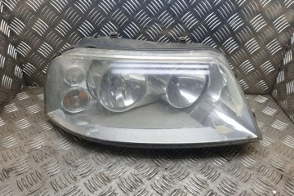 Esituli – Volkswagen Sharan (1996-2000)