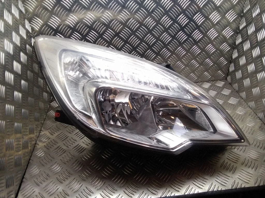 Headlight/headlamp – Opel Meriva B (2010-2016)