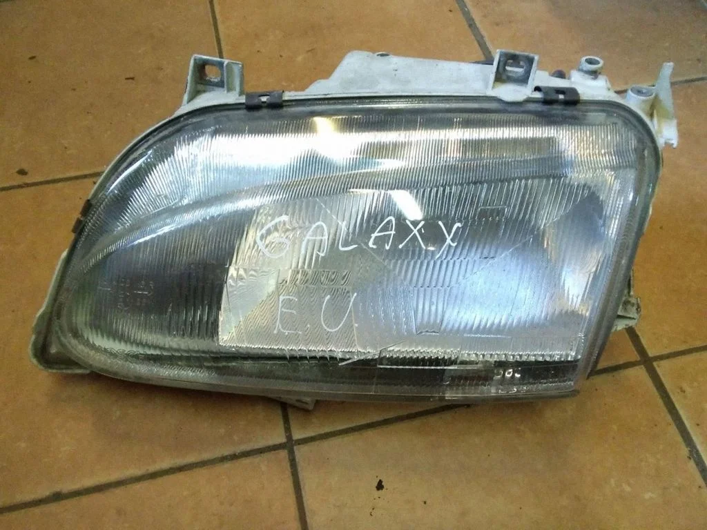 Headlight/headlamp – Ford Galaxy (1995-2000)