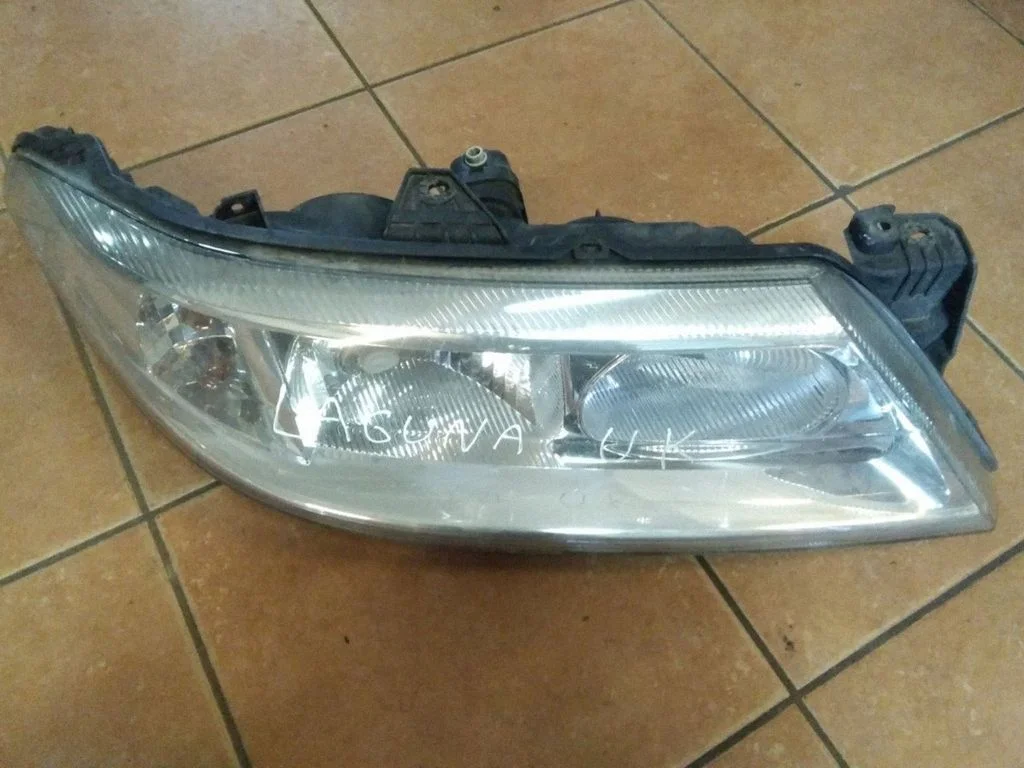 Headlight/headlamp – Renault Laguna II (2001-2007)