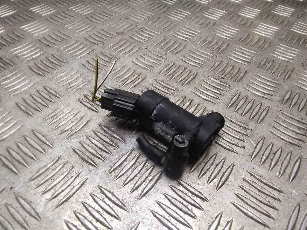 Klaasipesuvedeliku pump (klaaside)