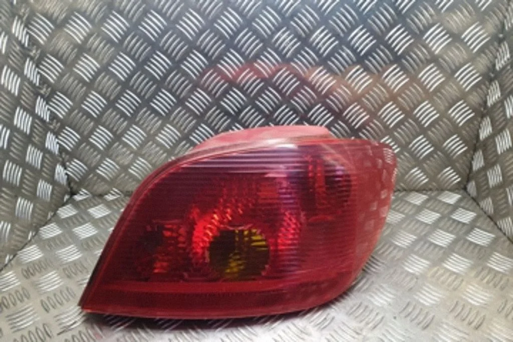 Rear/tail lights – Peugeot 307 (2001-2005)