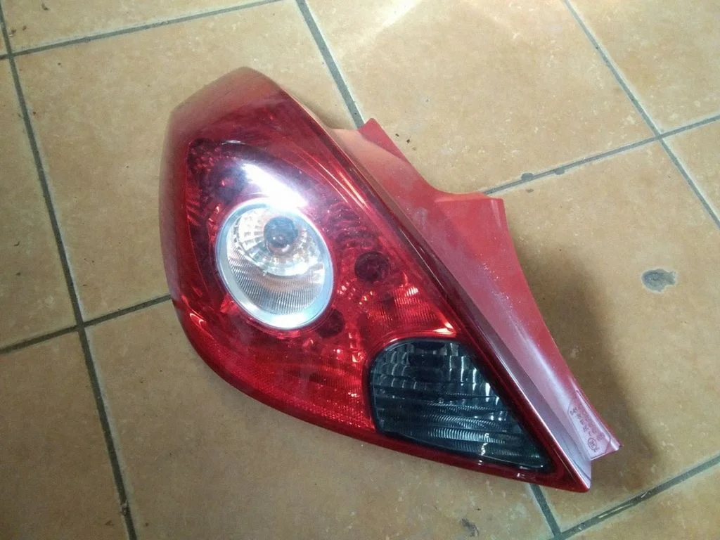 Rear/tail lights – Opel Corsa D (2006-2014)