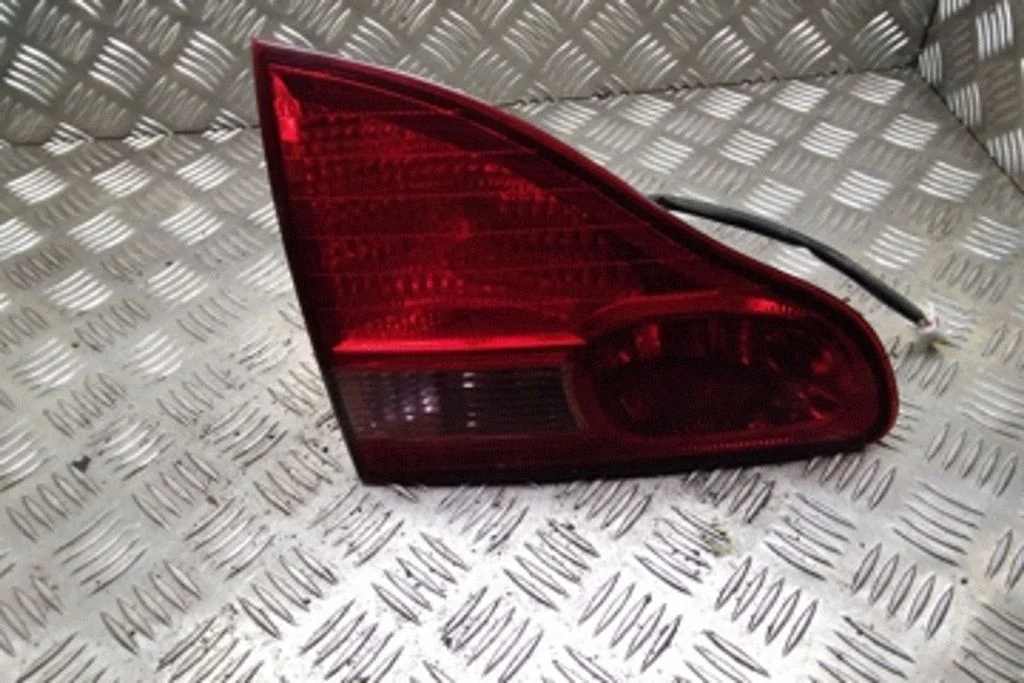 Tagatuli luugil – Toyota Avensis T250 (2003-2006)