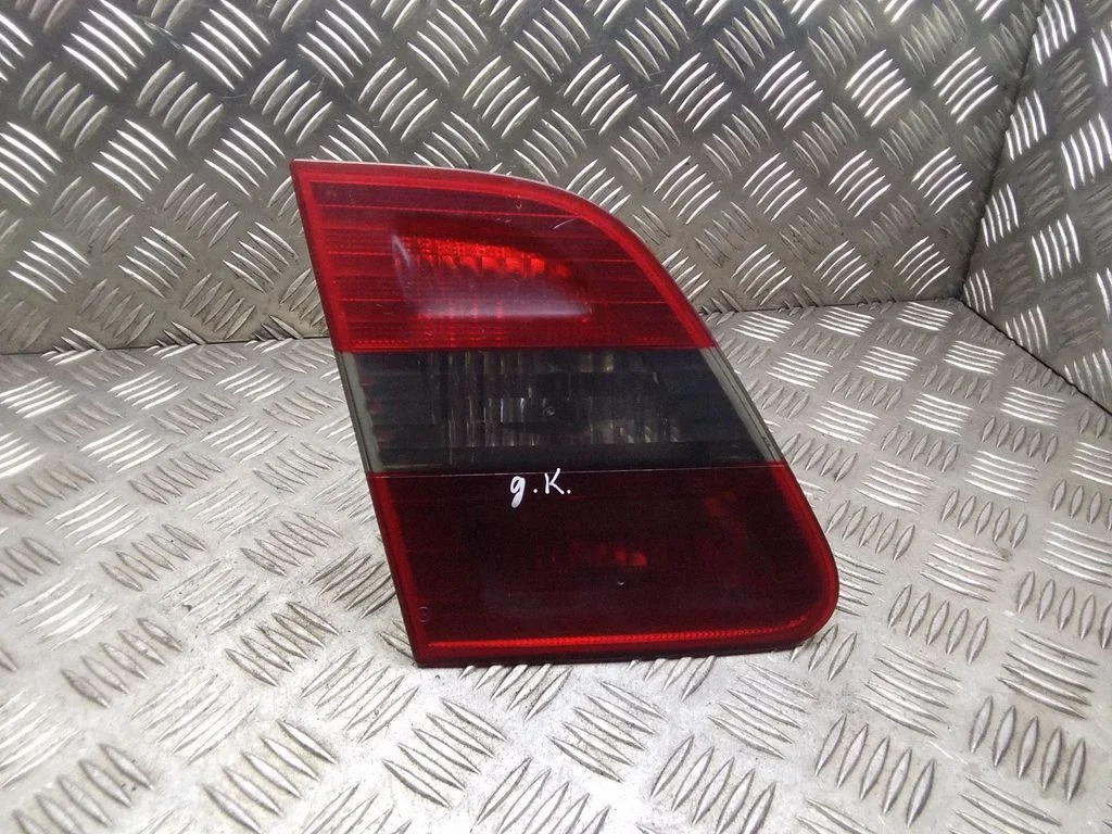 Lampa tylna w klapie – Mercedes-Benz Klasa B W245 (2005-2011)