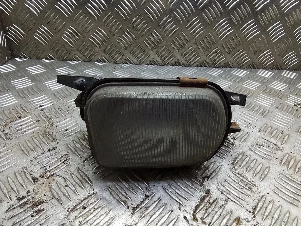 Front fog light – Mercedes-Benz C-Class W203 (2000-2007)