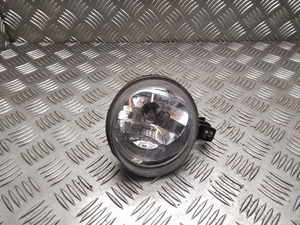 Front fog light – KIA Sorento (2002-2009)