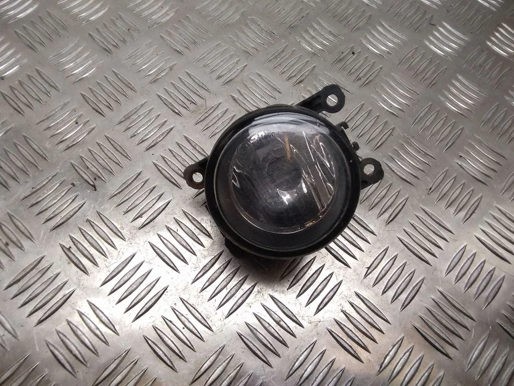 Priekšējais miglas lukturis – Citroen C4 I (2004-2010)