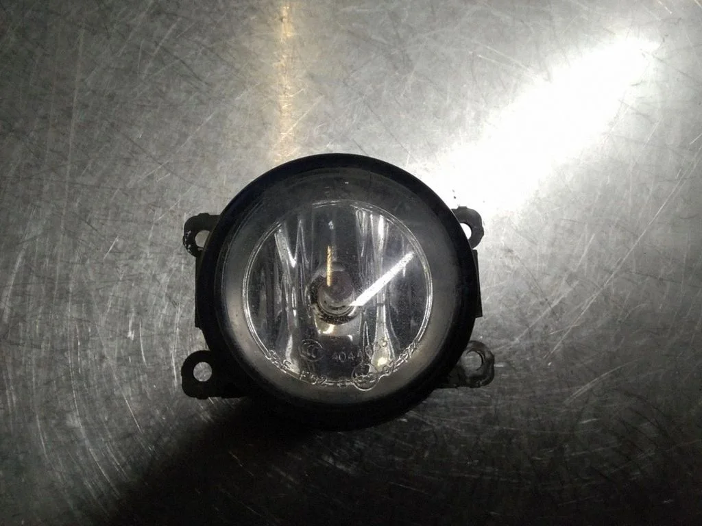 Front fog light – Renault Megane II (2002-2005)