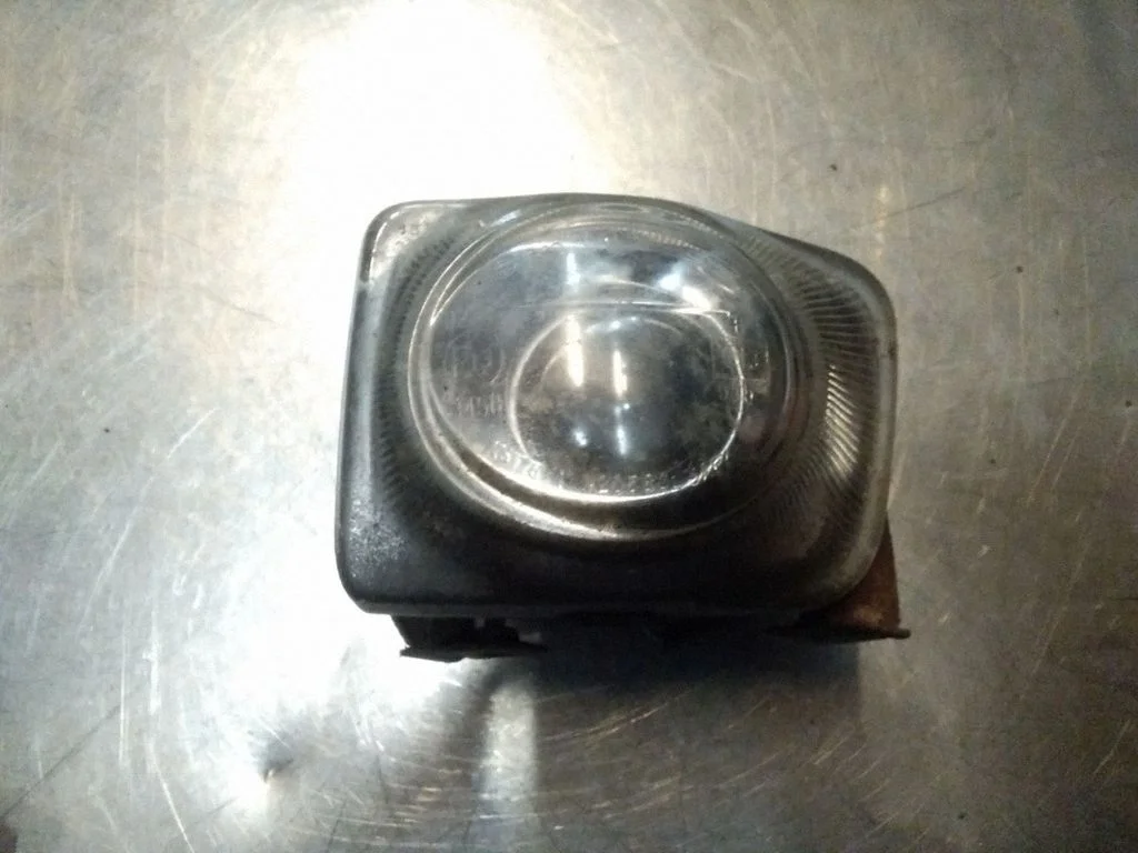 Priekšējais miglas lukturis – Subaru Legacy (1999-2003)