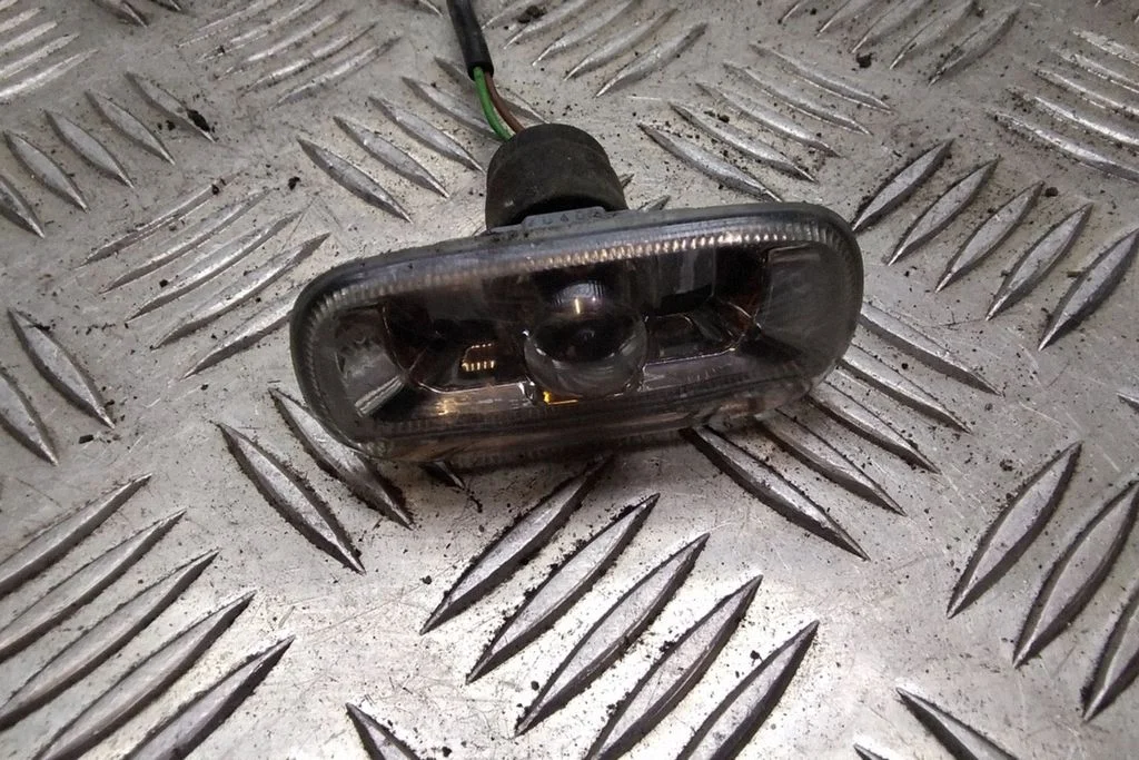 Poritiiva suunatuli – Audi A6 Allroad C5 (1999-2005)