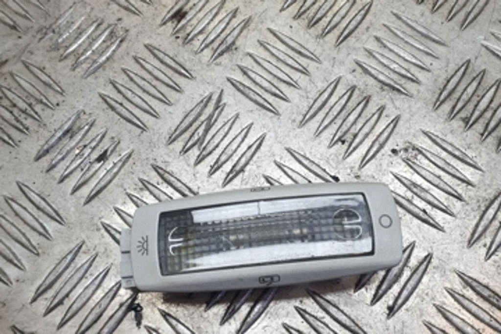 Rear seat light 3B0947291