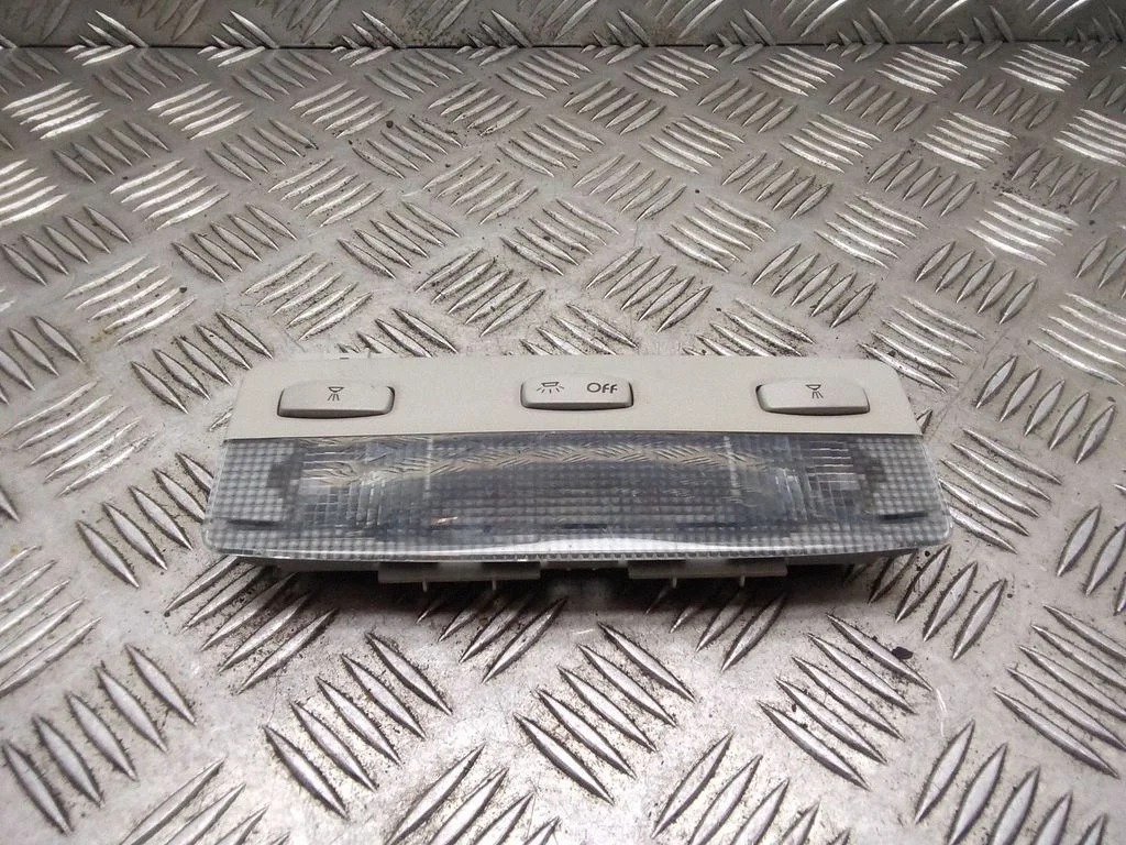 Priekšējo sēdvietu apgaismojuma lukturis – Renault Espace - Grand espace IV (2004-2014)