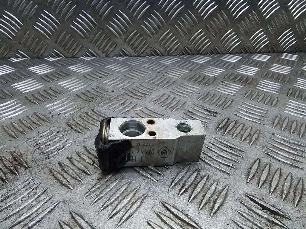 Kliimaseadme paisumisventiil – Toyota Prius (XW20) (2003-2009)