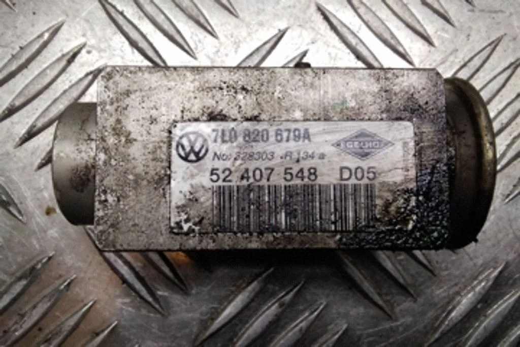 Kliimaseadme paisumisventiil – Volkswagen Touareg I (2002-2010)