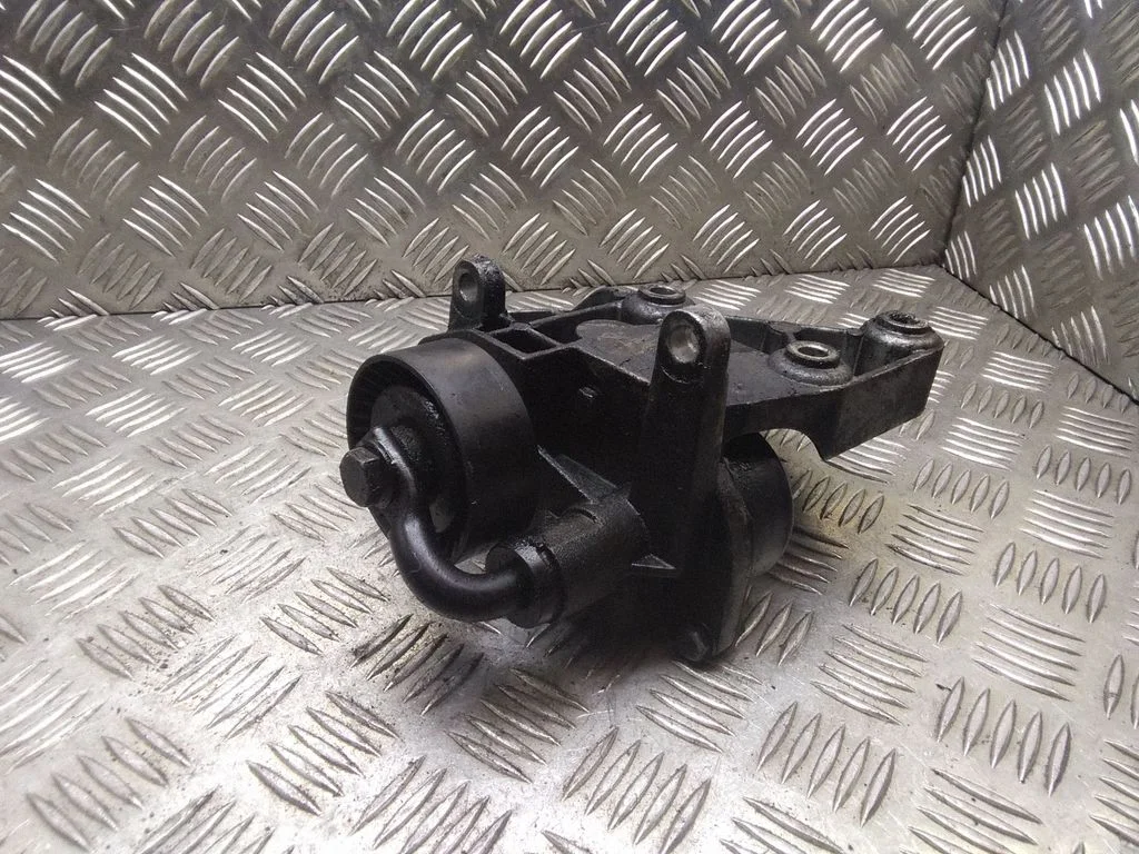 Wspornik sprężarki klimatyzacji – BMW Seria 3 E46 (1998-2005)