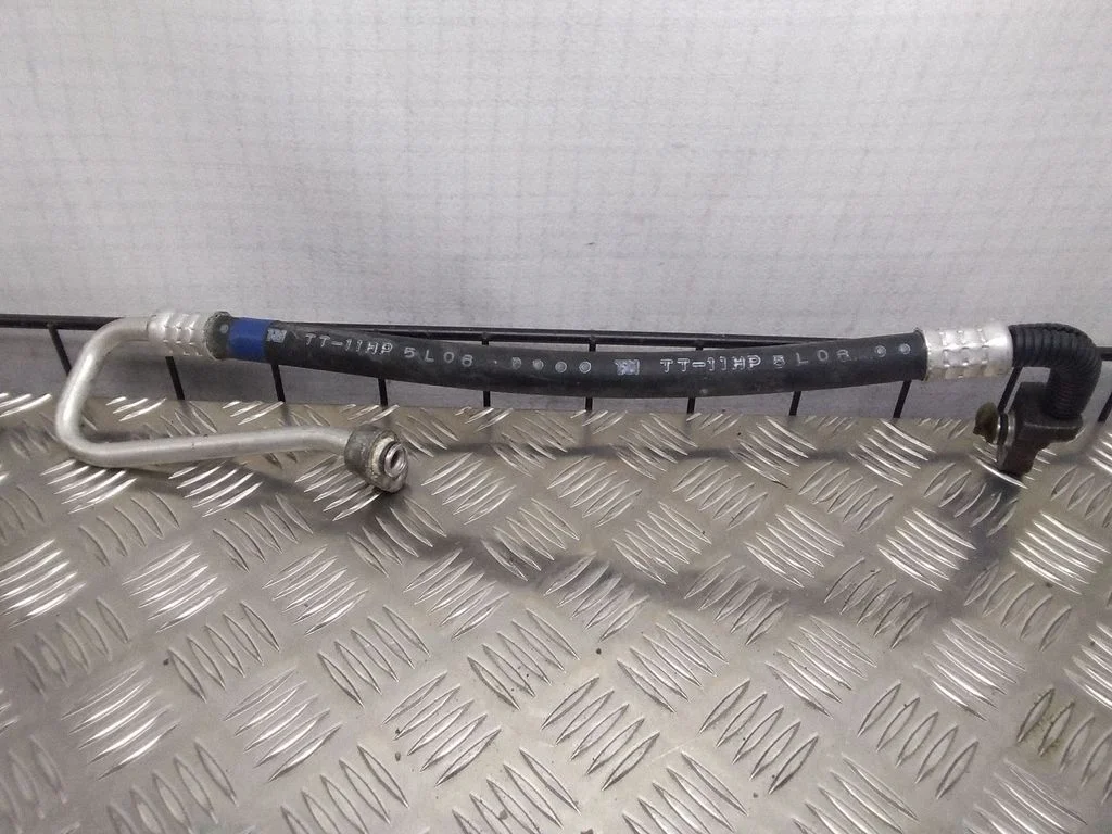 Kliimaseadme toru / voolik – Toyota Prius (XW30) (2009-2015)