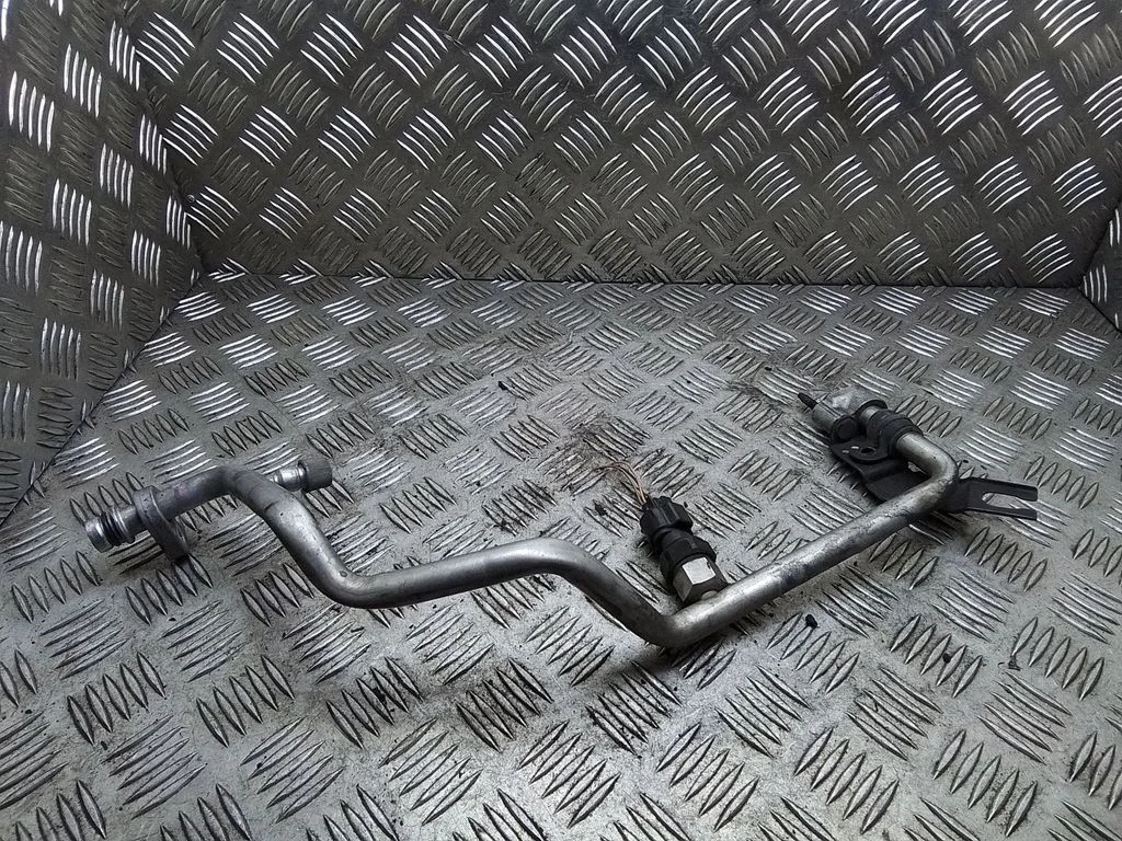 Przewody klimatyzacji – Lexus IS 220D-250-350 (2006-2013)