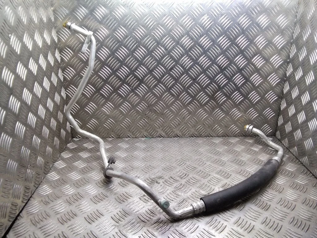 Gaisa kondicioniera caurule (-es)/šļūtene (-es) – Nissan Leaf I (ZE0) (2010-2017)