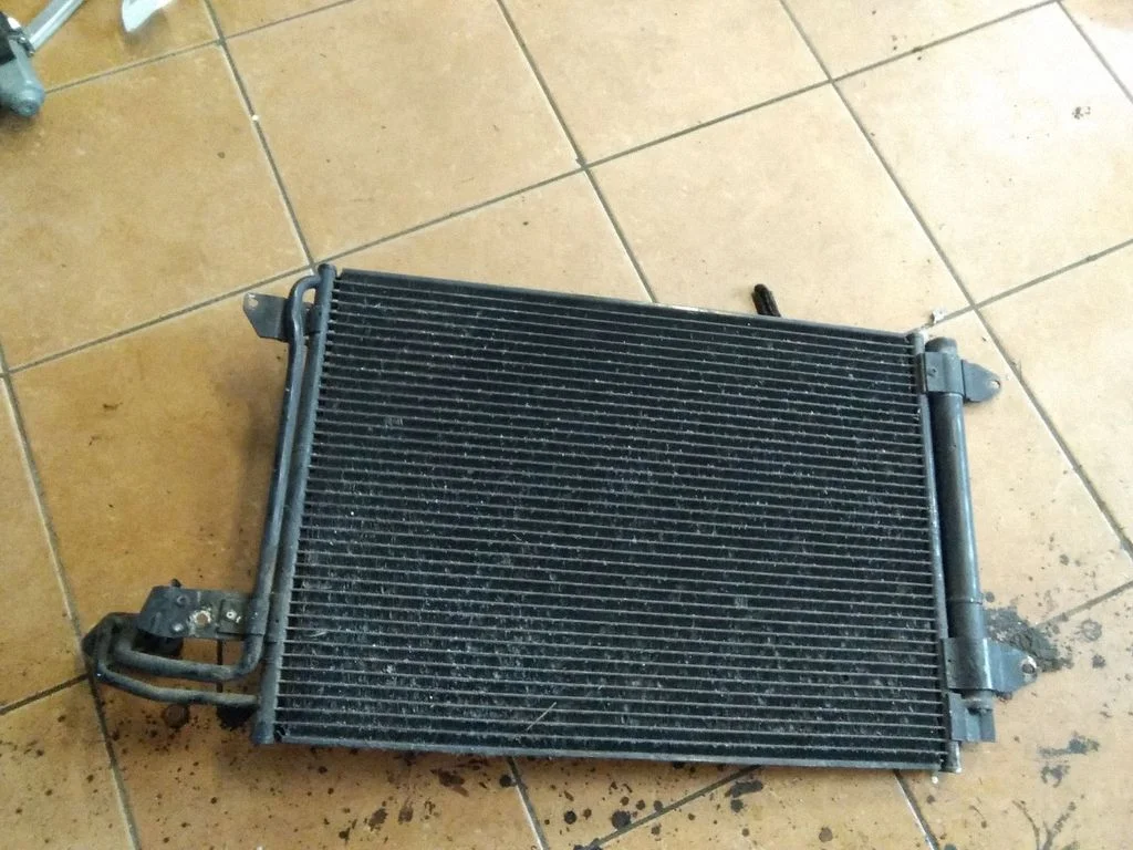 Gaisa kondicioniera dzesēšanas radiators (kondensators) – Audi A3 S3 8P (2003-2012)