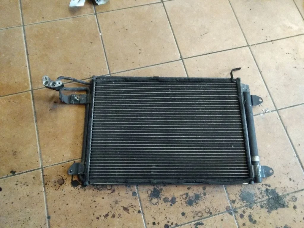 Gaisa kondicioniera dzesēšanas radiators (kondensators) – Audi A3 S3 8P (2003-2012)