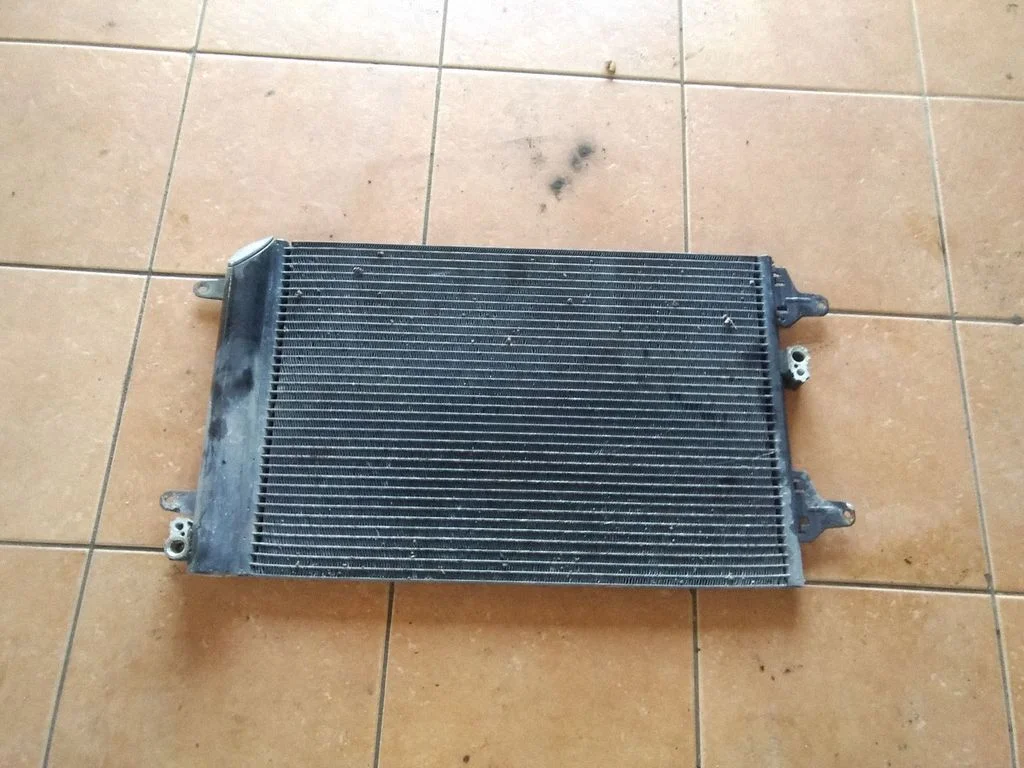 Gaisa kondicioniera dzesēšanas radiators (kondensators) – Volkswagen Sharan (1996-2000)