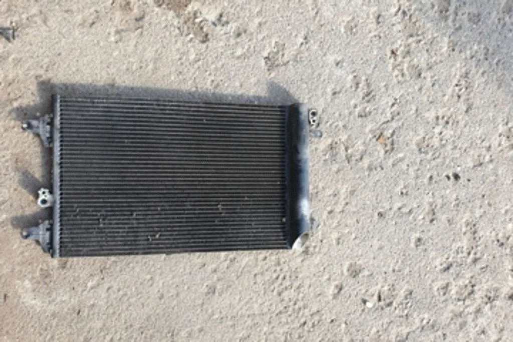 Gaisa kondicioniera dzesēšanas radiators (kondensators) – Volkswagen Sharan (2001-2010)